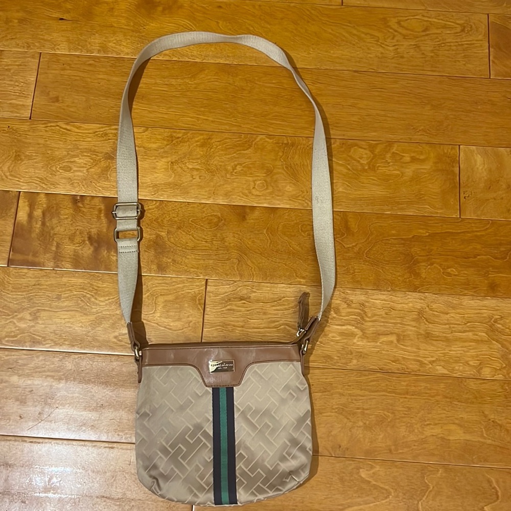 It’s a TOMMY HILFIGER (est.1985) Crossbody Bag